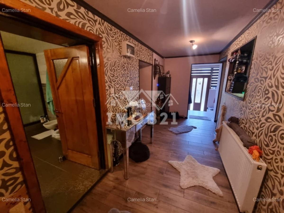 Vanzare Casa-vila 7 camere si teren 1250mp in Puchenii Mosneni-Prahova - 9