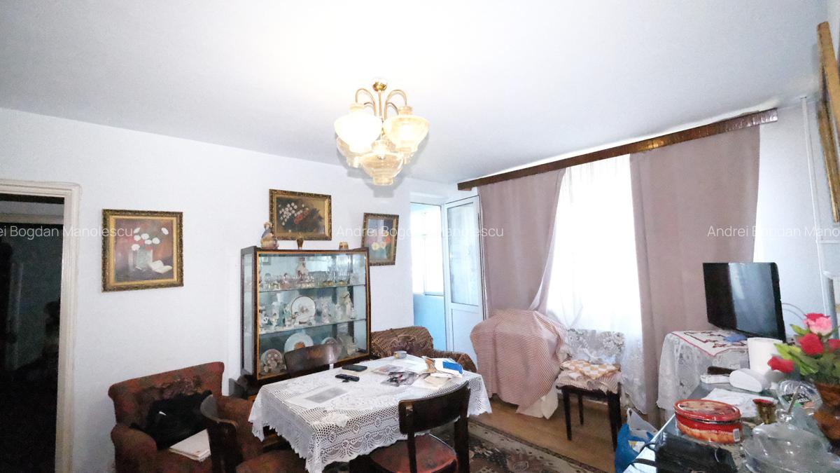 Vanzare 2 camere cu imbunatatiri etaj 8/10 Drumul Taberei langa metrou - 10