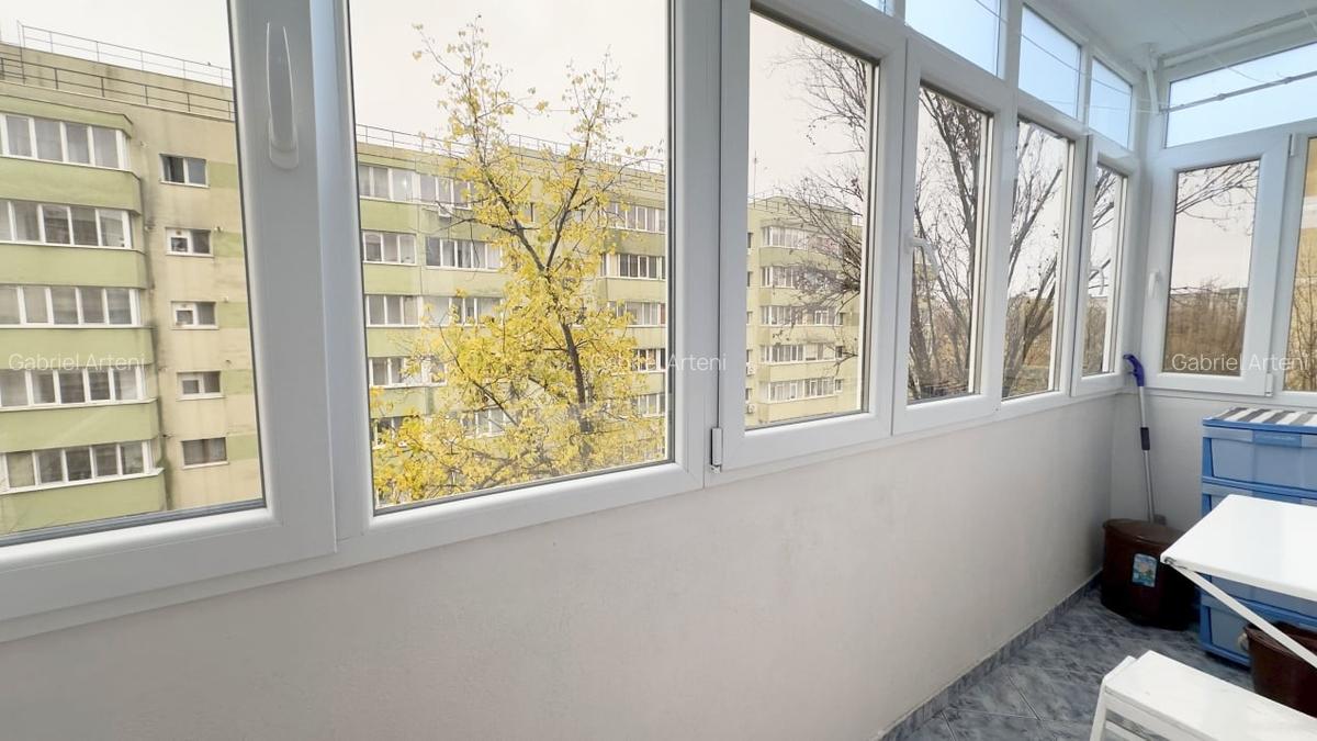 Piata Veteranilor, garsoniera luminoasa! - 6