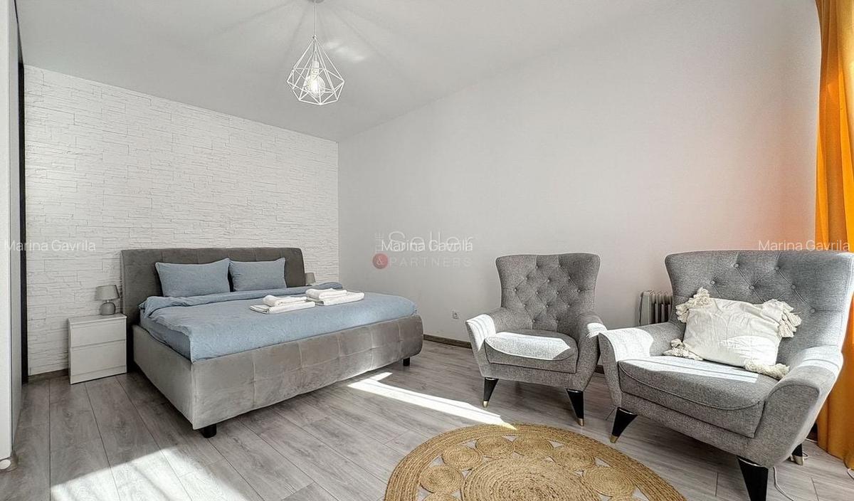 Apartament in curte comuna - 2