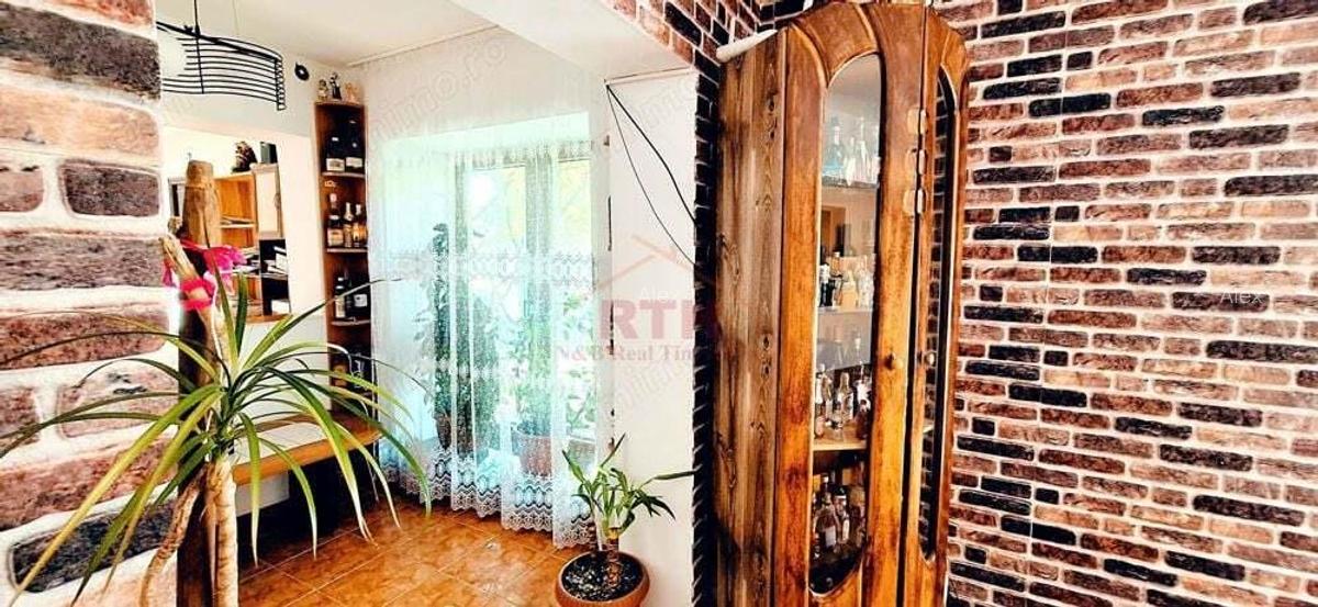 Oferim spre vanzare, casa cu 5 camere, 190 mp utili, la 25 de minute de Timisoara - 7