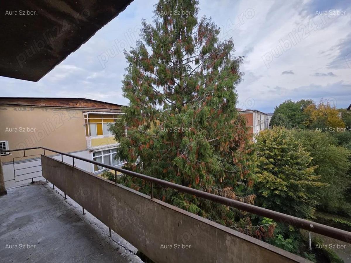 Apartament 3 camere de vanzare Deva, zona Zamfirescu - 13