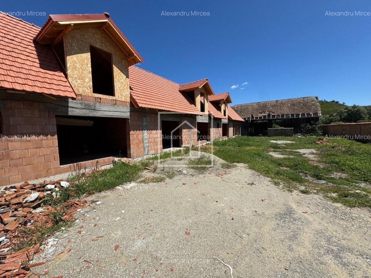 Pensiune agroturistica-5 apartamente si 2533 mp de teren - 3