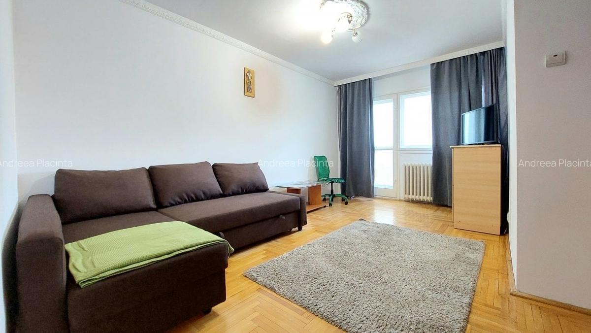 Garsonieră semidecomandată, mobilată în P-ța Muncii - 1