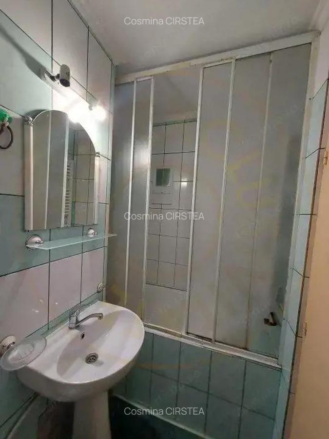 Garsoniera de inchiriat -langa Spitalul de Pediatrie - str Dacia - 8