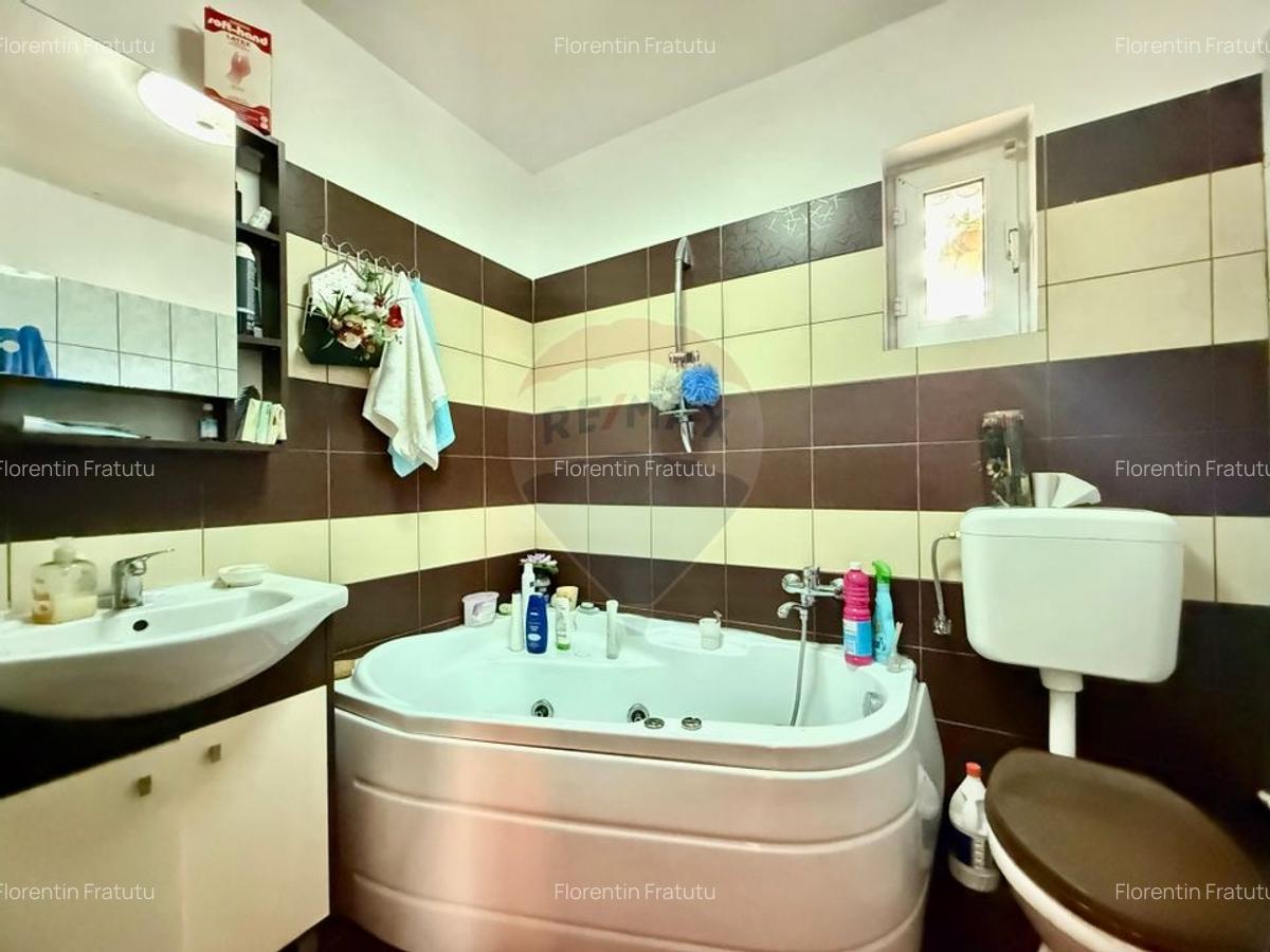 Vila de vanzare cu 16 camere  in zona Coiciu- Constanta - 8