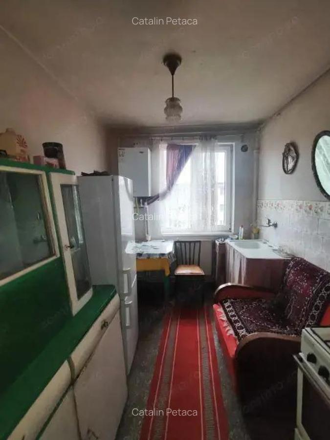 Apartament de 3 camere, 53.33 mp., zona Micro 1 - 2