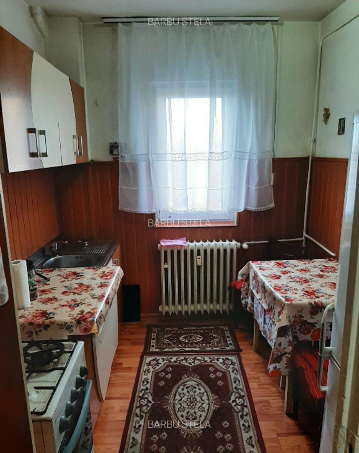 Apartament 2 camere,confort 2,nedecomandat,etajul 4/4,zona Cameliei - 20