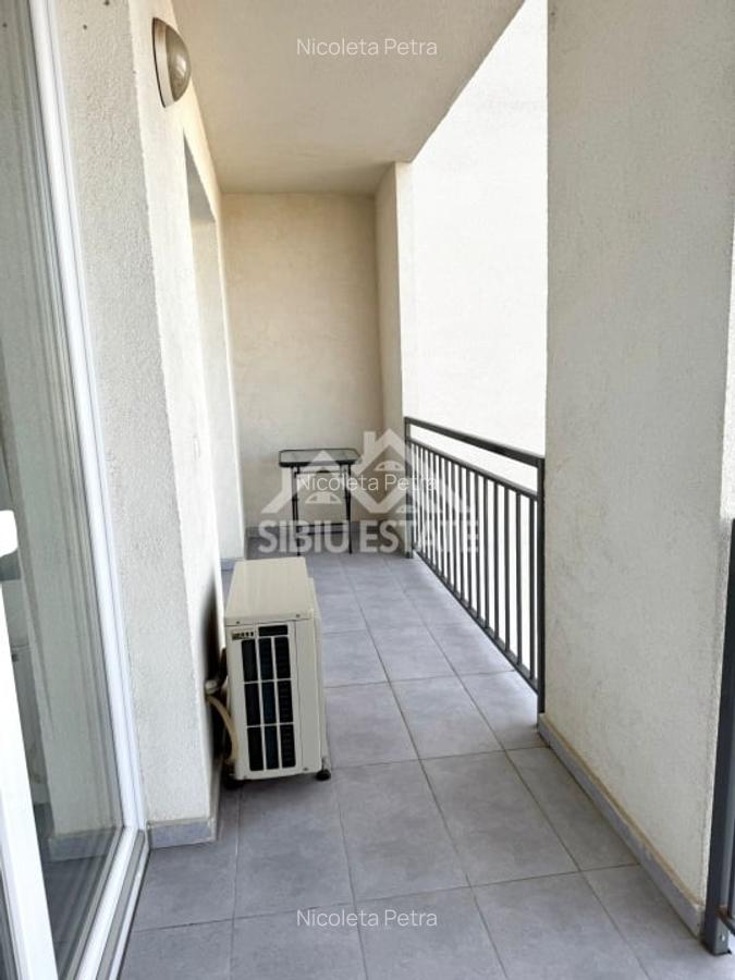 Apartament de inchiriat cu 2 camere, balcon, loc de parcare-mobilat si utilat - 10