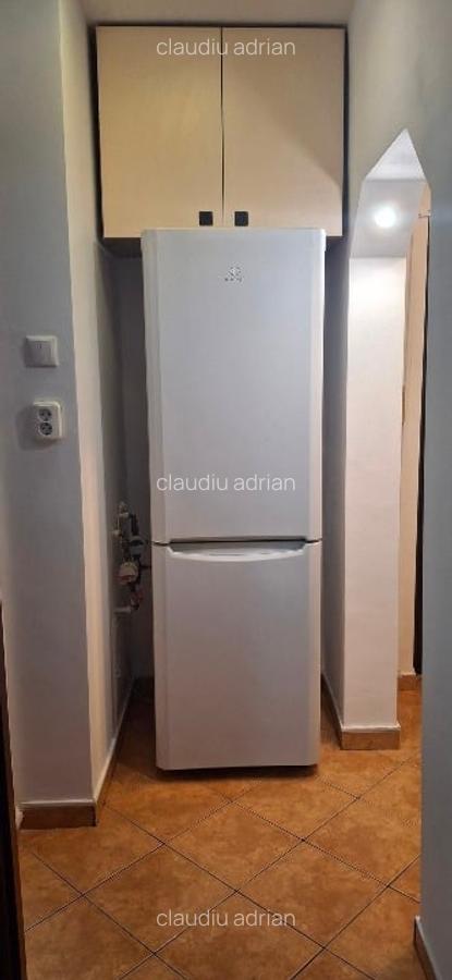 Iînchiriez Garsoniera Drumul Taberei - 11