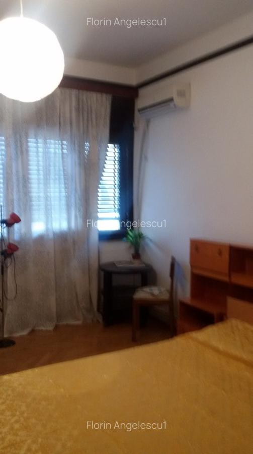 Universitate 2 camere - 4