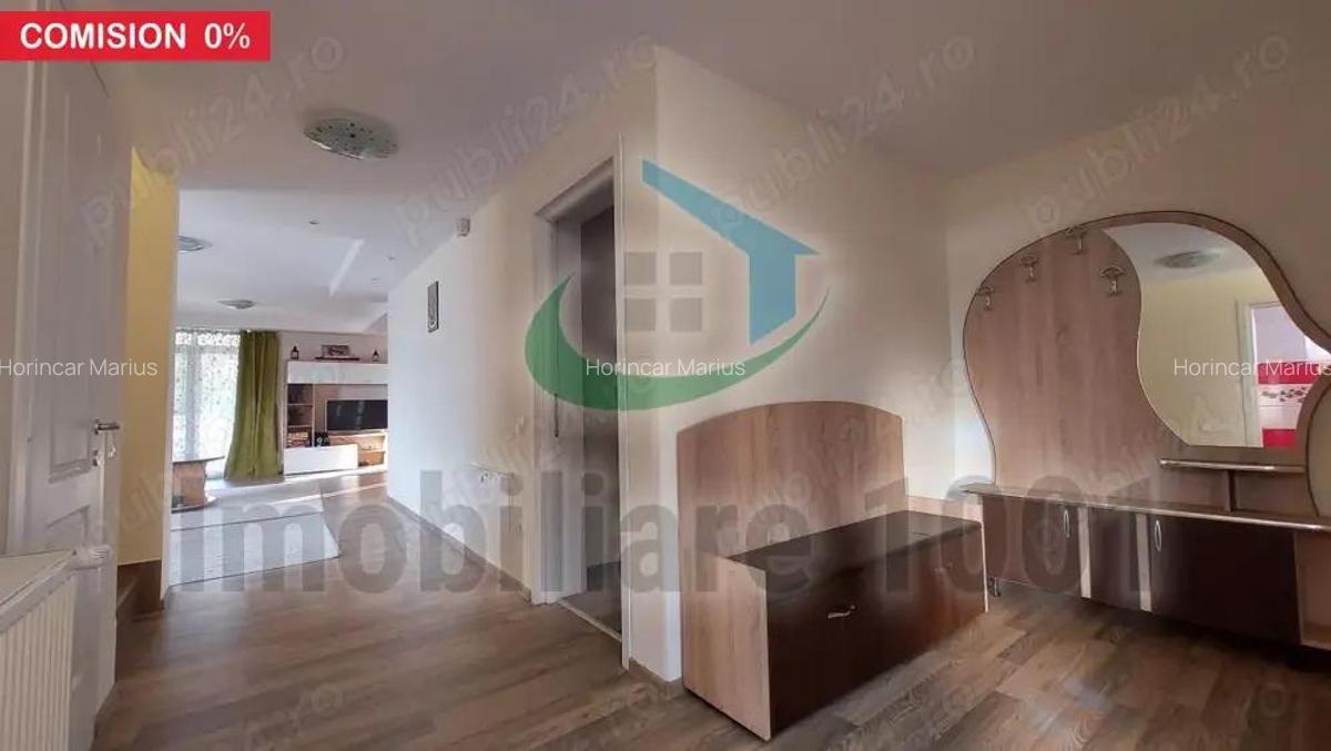 Casa 5 camere, garaj, suprafata utila 206 mp, teren 812 mp, comision 0 - 11