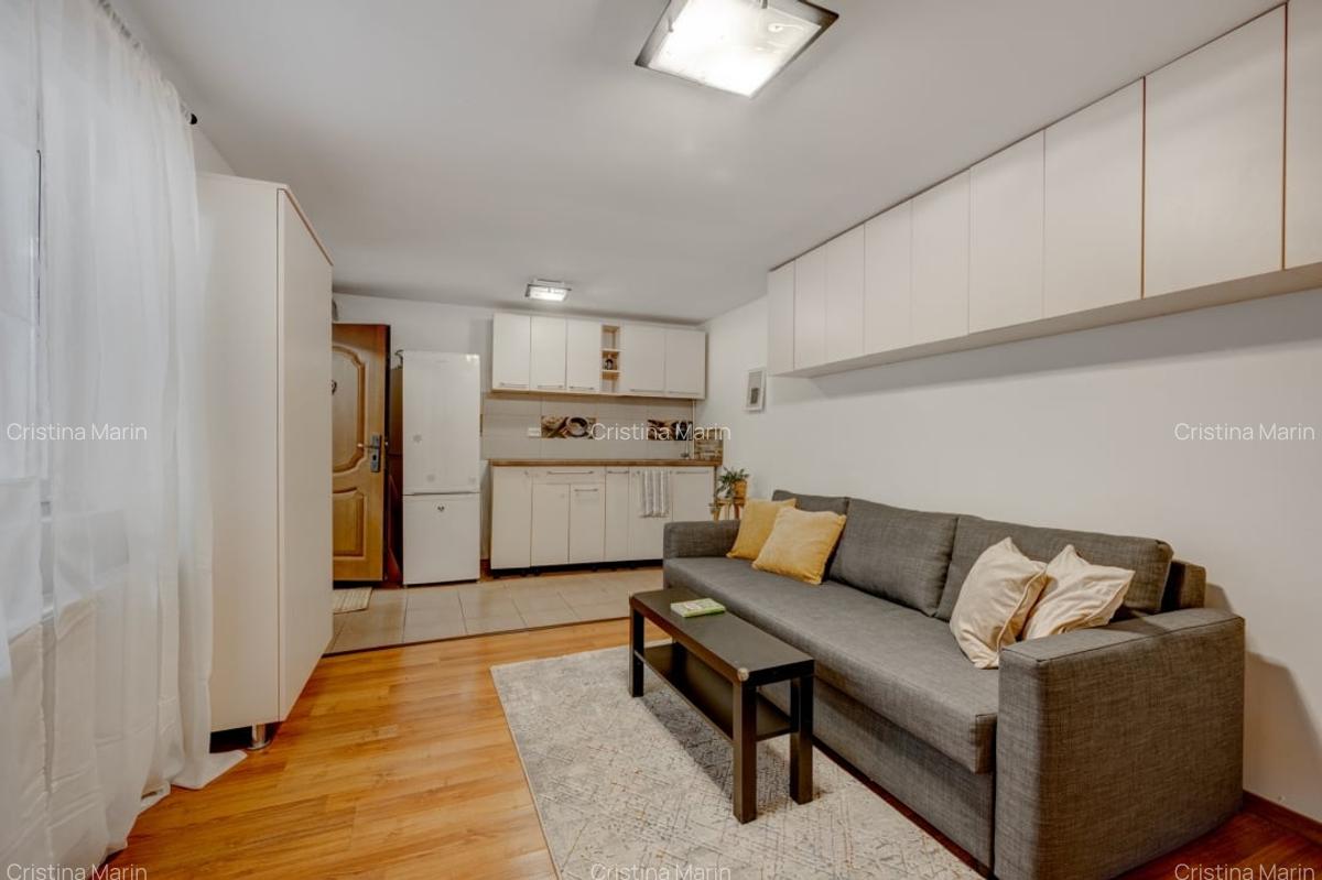 Casa interbelica cu farmec, in apropiere de Mall Vitan - 33 Casa interbelica cu farmec, in apropiere de Mall Vitan - 33