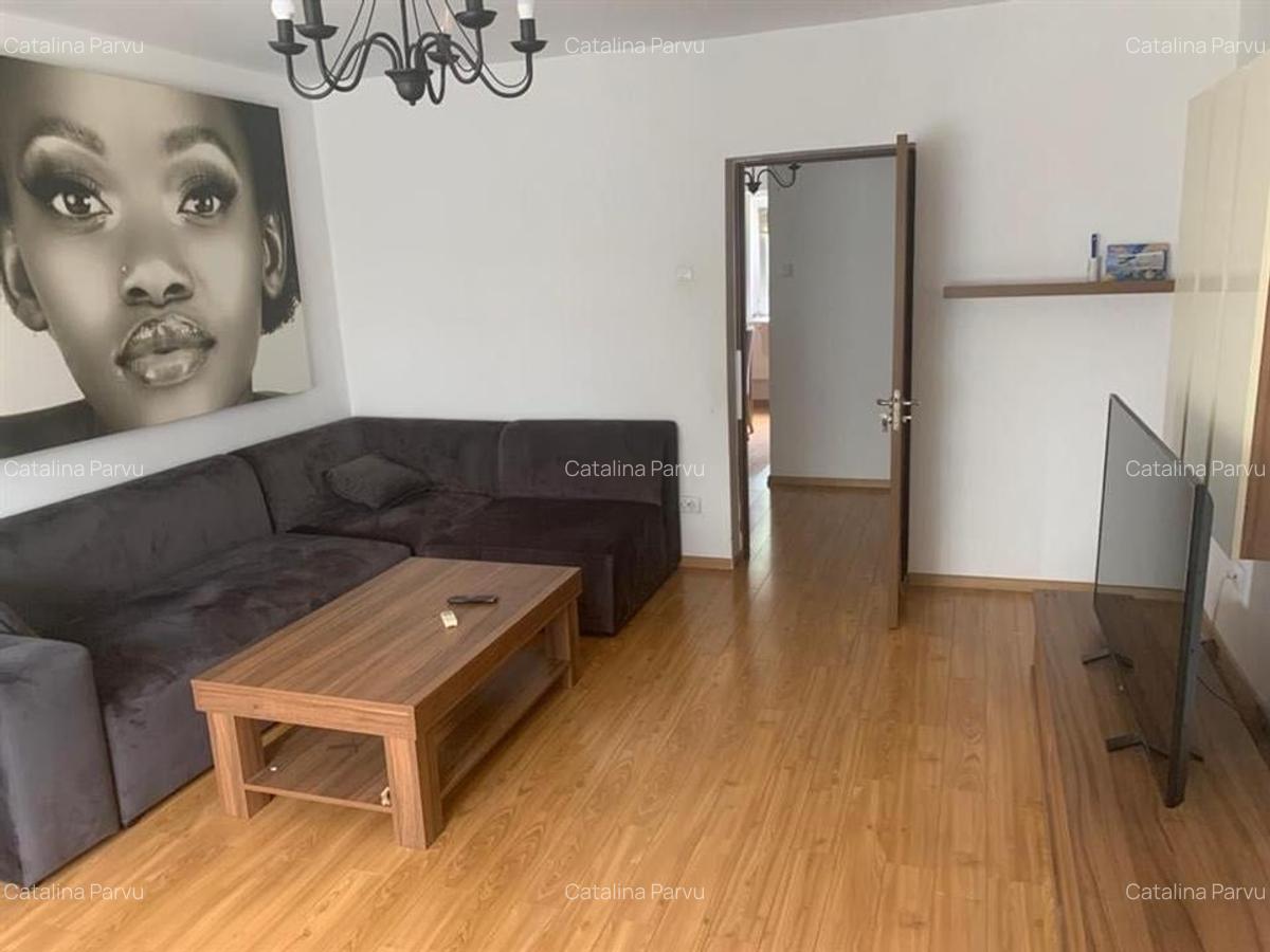 Apartament cu 3 camere decomandat în Unirii - 2