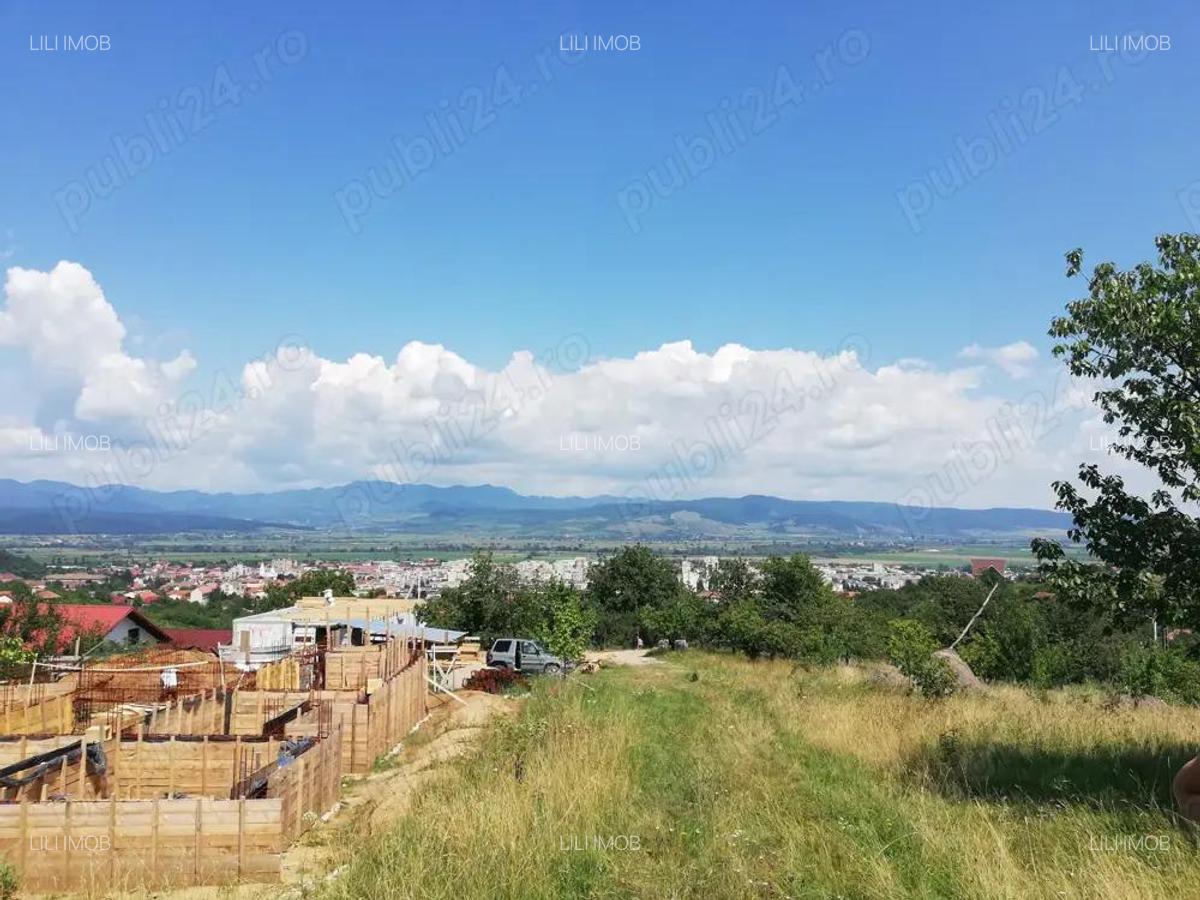 Vand teren intravilan cu PUZ - 2