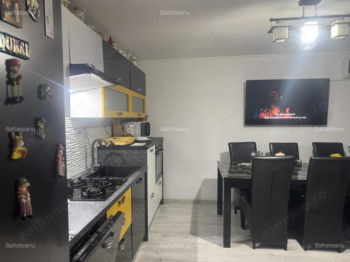 Apartament cu 3 cam., decomandat,Traian Vaslui - 1