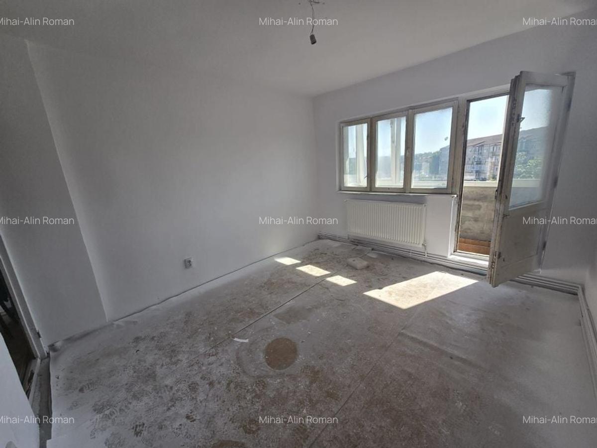 Apartament cu 2 camere decomandat în Soarelui - 6