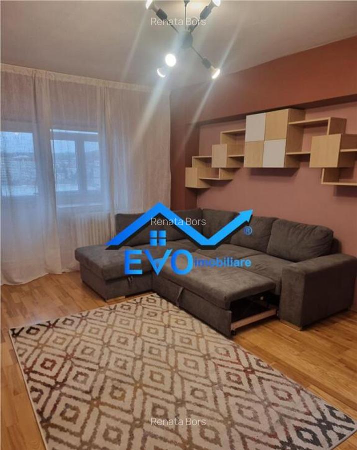 Apartament cu 3 camere, doua bai, strada Arcu - 2