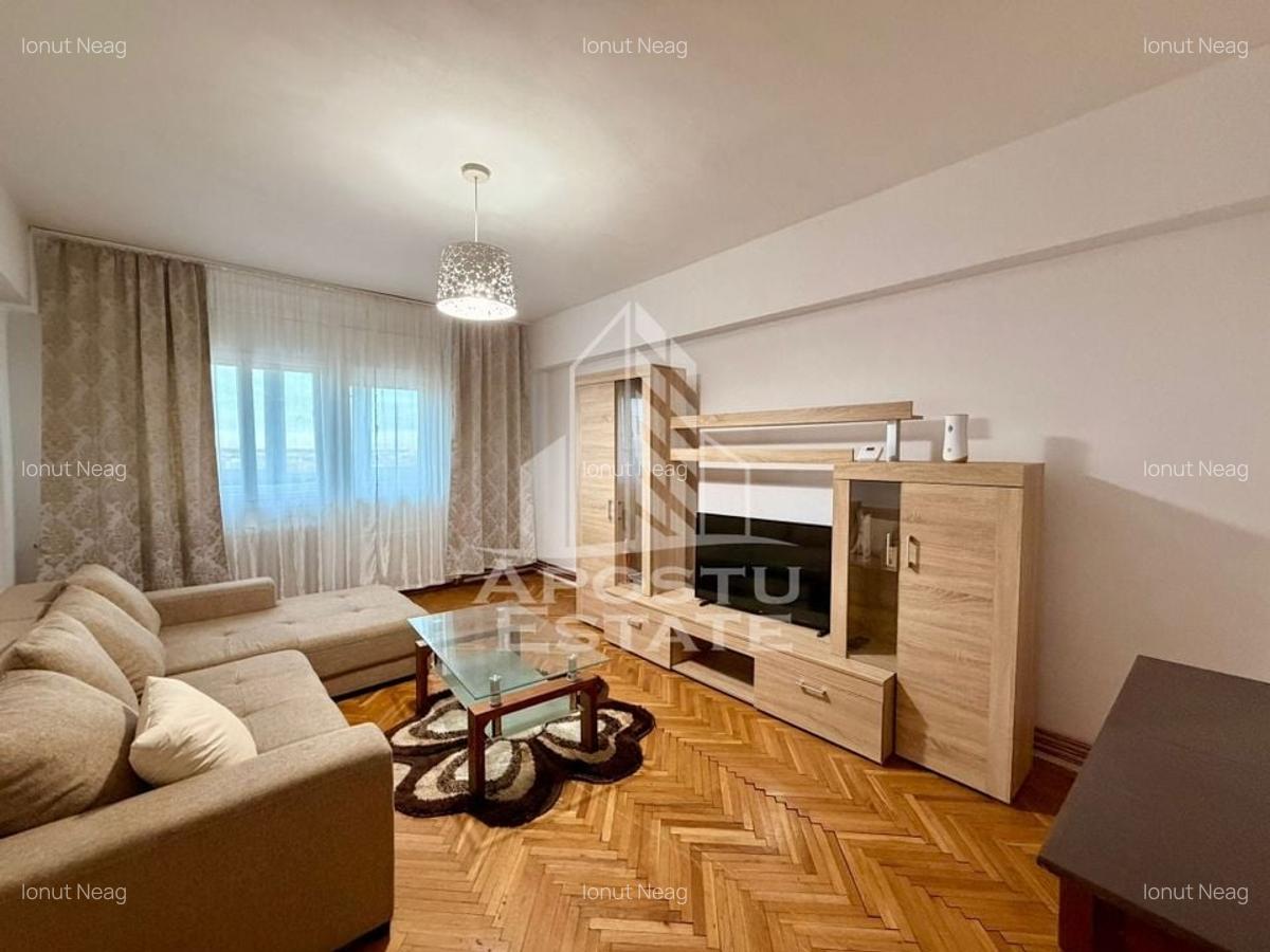 Apartament 3 camere, centrala proprie, zona Centrala - 1