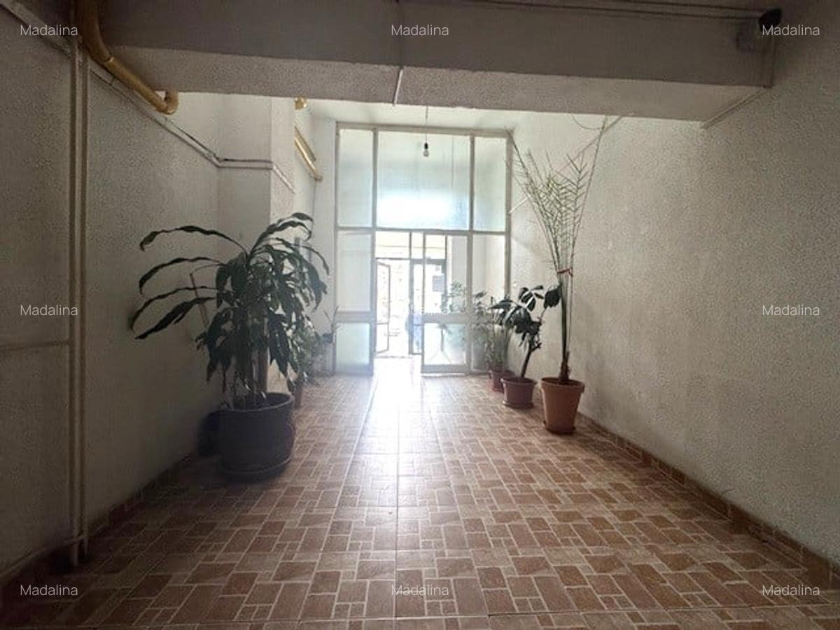 Apartament cu 4 camere decomandat, mobilat în Decebal - 28
