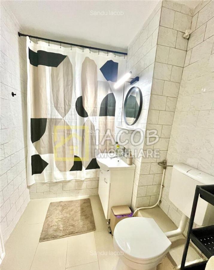 Spatiu birouri, zona Ana Ipatescu - Bistrita Lac, str. 1 Mai - 9