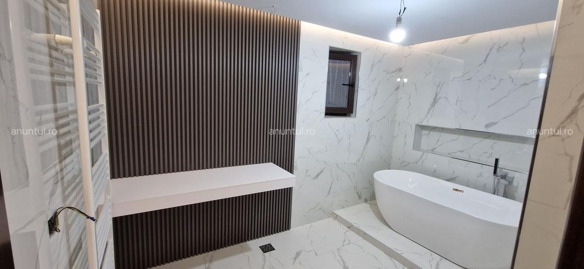 Dristor Vanzare apartament 2 camere, renovat complet, lux - 2