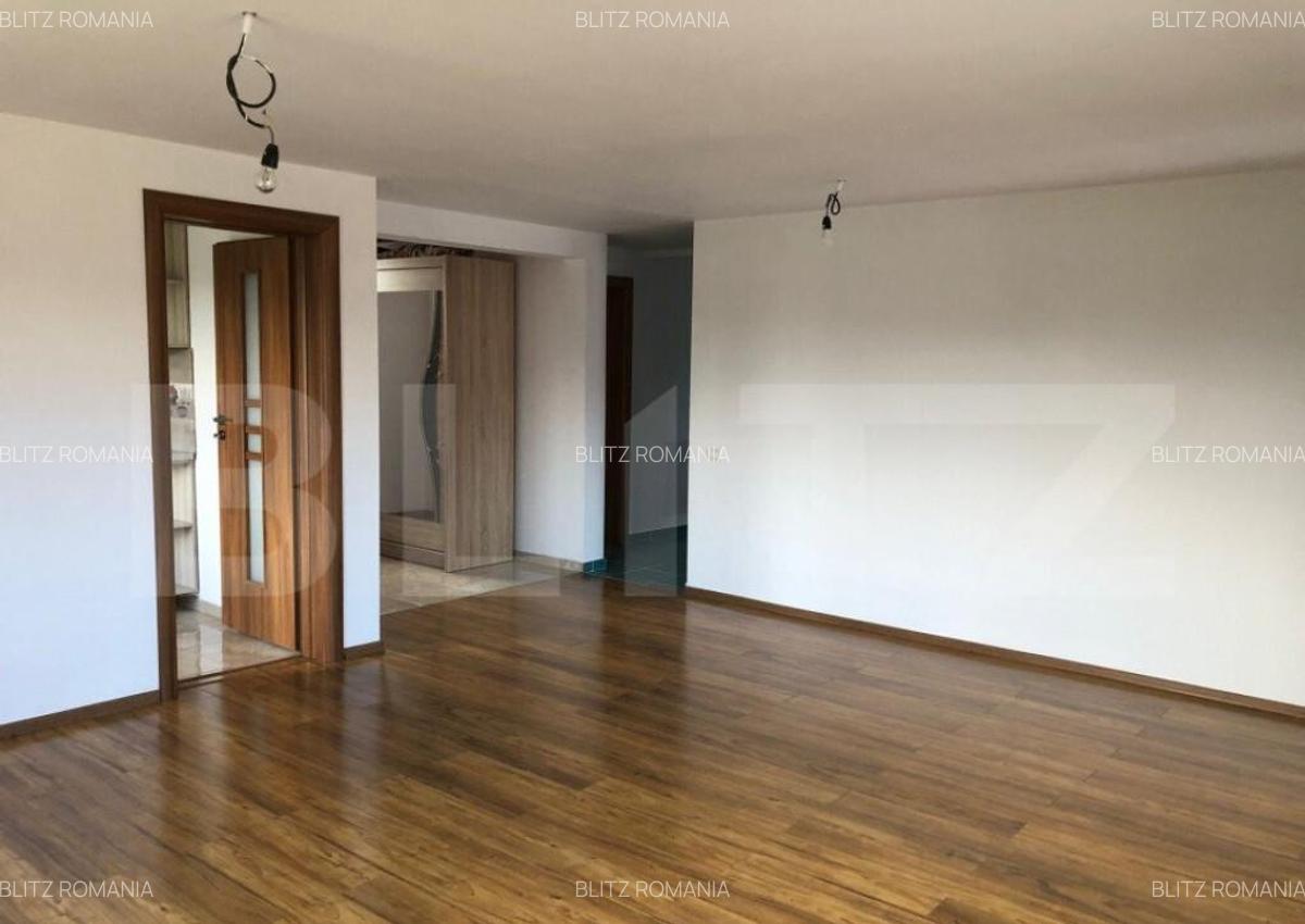 Casa spatioasa, 5 camere, teren 900mp, in Sanpetru - 3