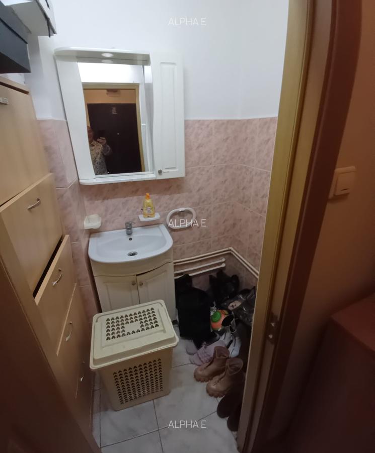 Apartament 3 camere decomandat-2 gr sanitare - 10