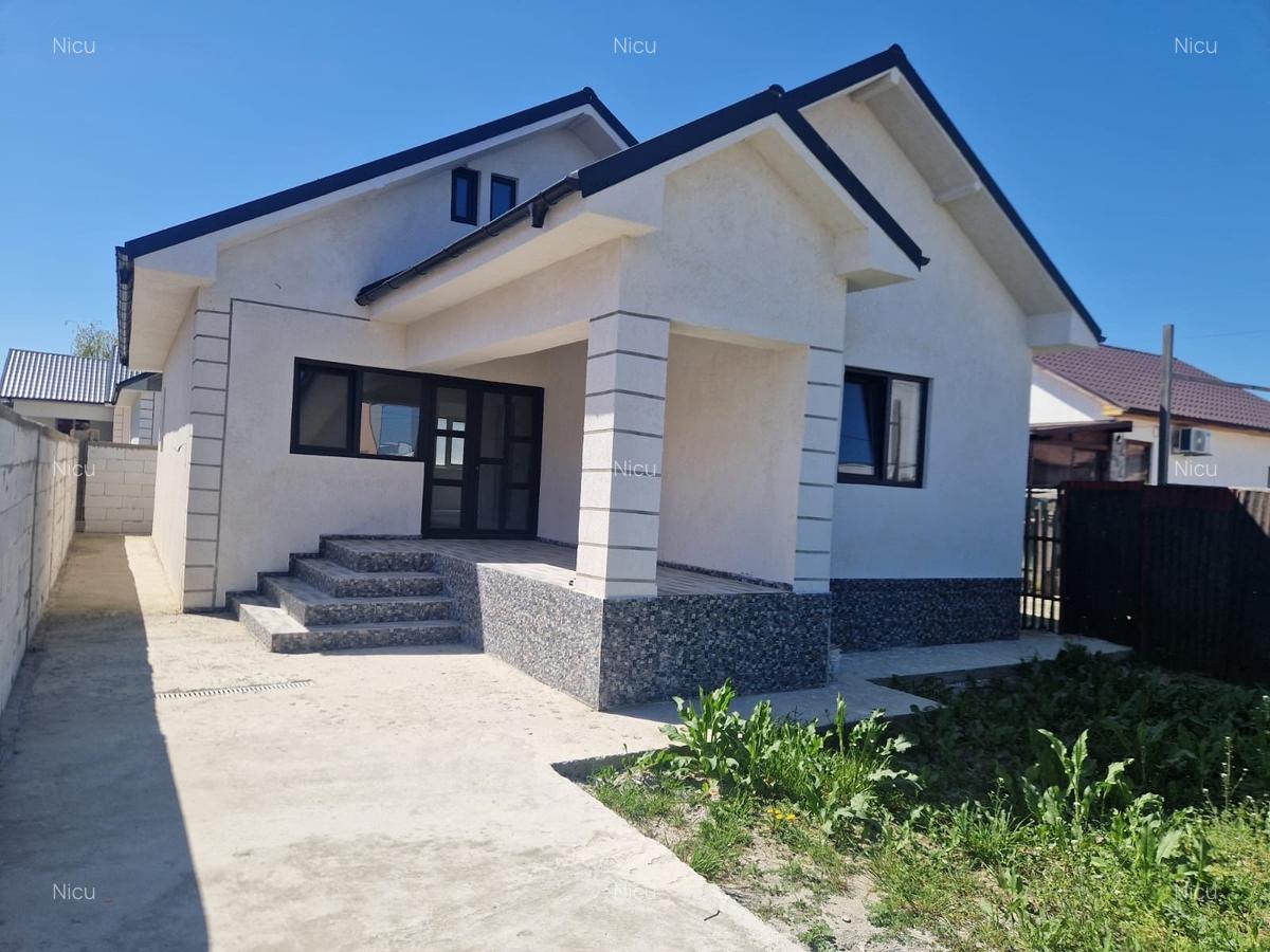 Casă cu 3 camere în Năvodari - 3