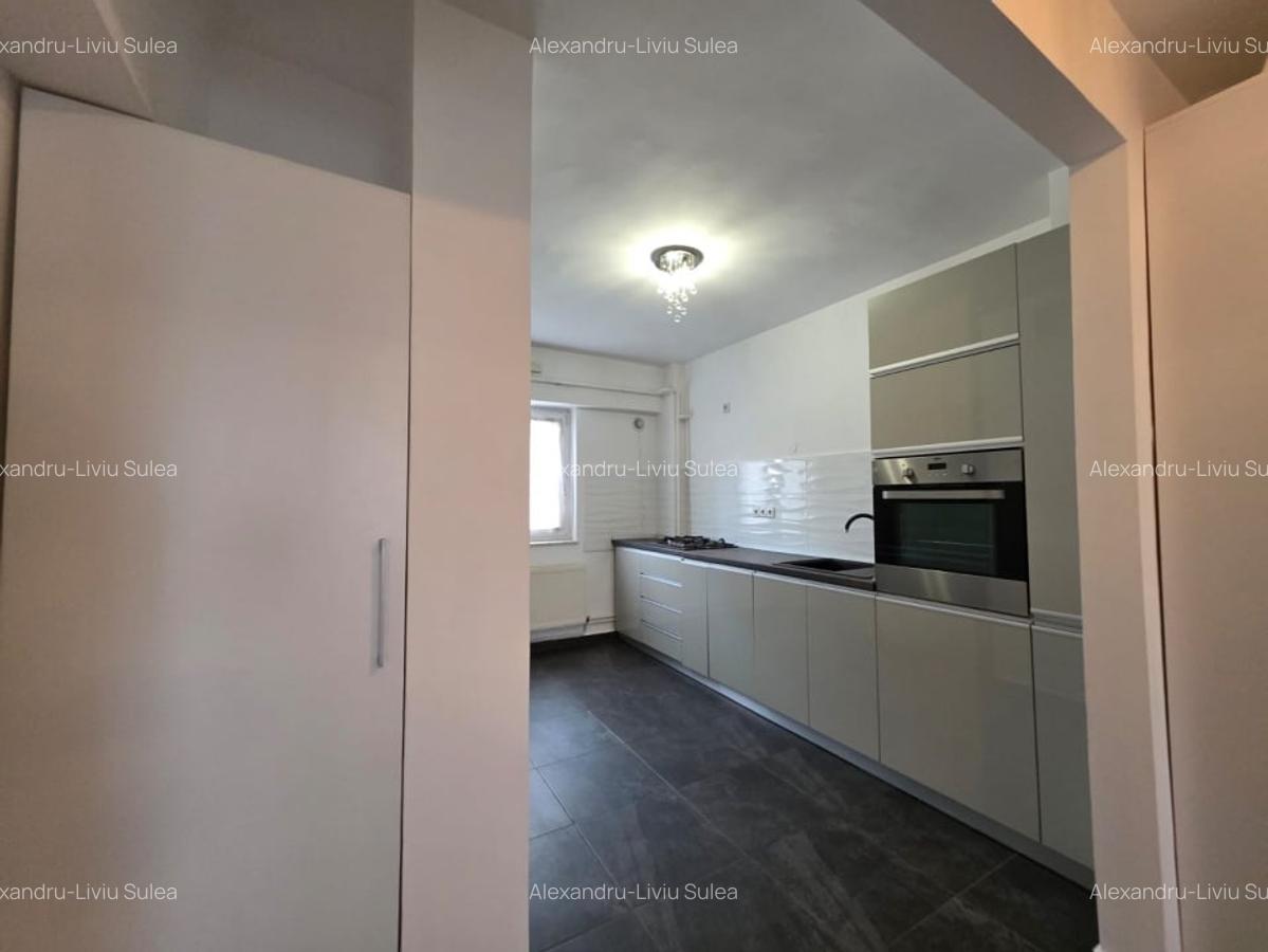 Apartament cu trei camere 80mp, Central - 2