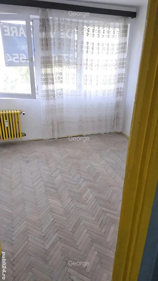 Direct proprietar vand ap.3 camere in Titan, renumitul bloc POTCOAVA - 3