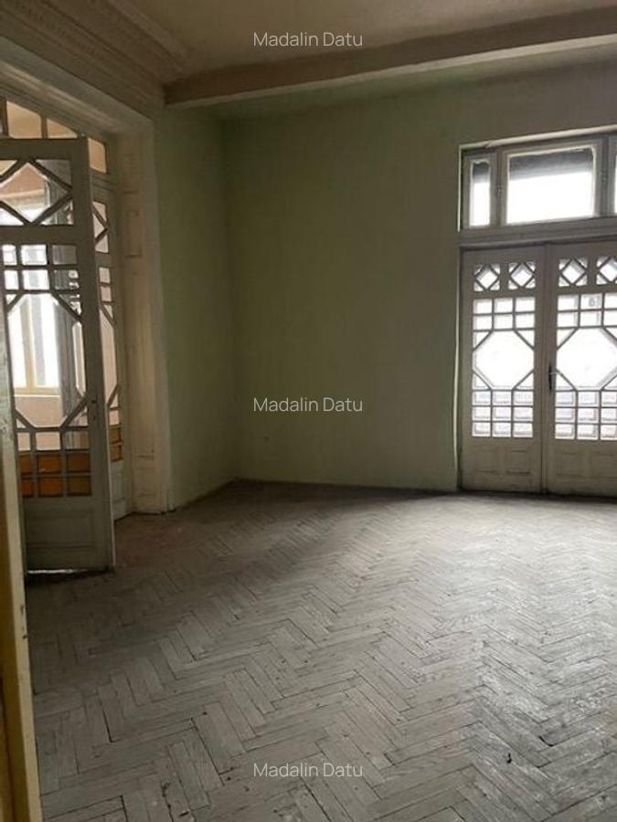 Piata Universitatii,et 1 si st 2ideal apart-hotel,sediu companie - 22