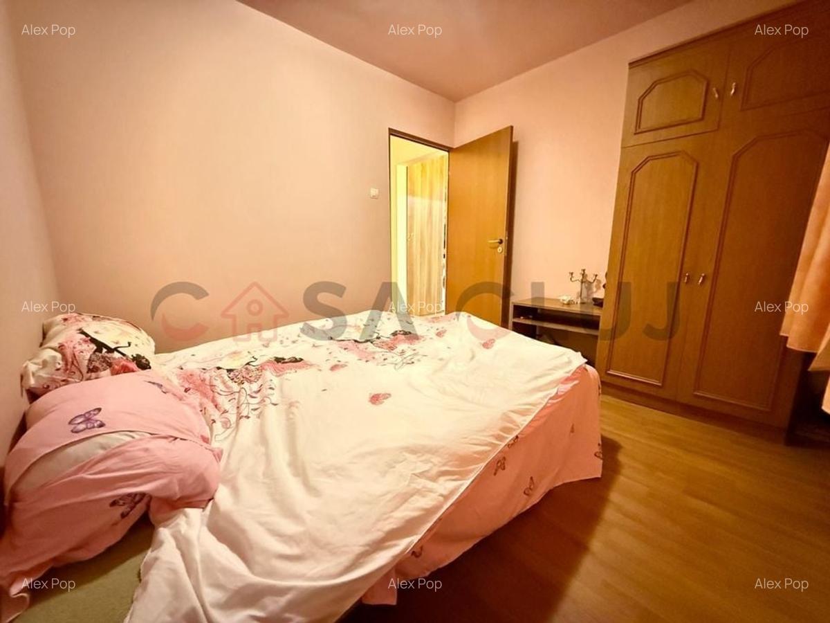 Decomandat, etaj intermediar, 2600€ pe mp, Dennver Mănăștur - 2