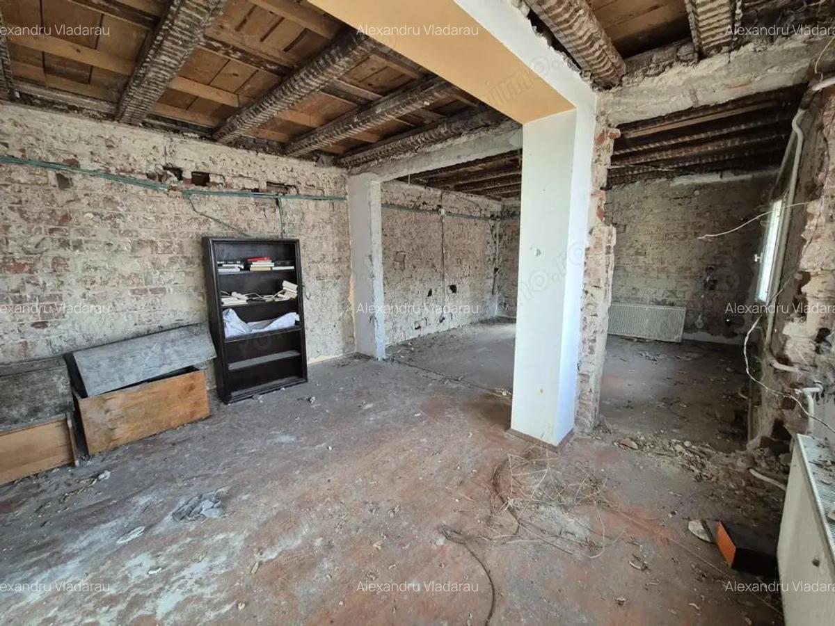 Casa S+P+1+Pod - 210,73 mp + teren 176 mp - zona Baicului - Gara Obor - 8