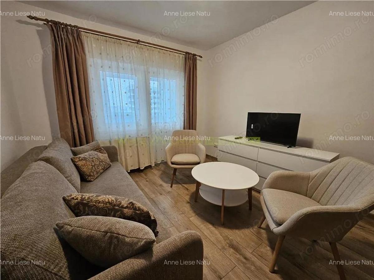 Garsoniera spatioasa de inchiriat in Racadau - 3