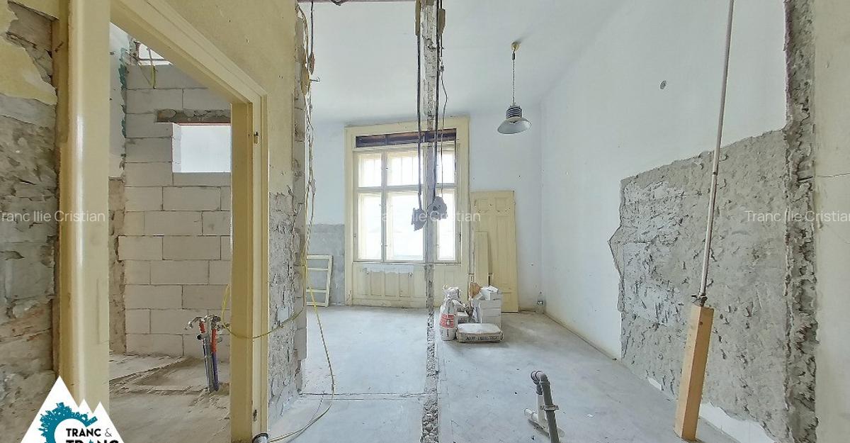 Apartament / Birou generos cu 2 camere pe Bdul Decebal - 6