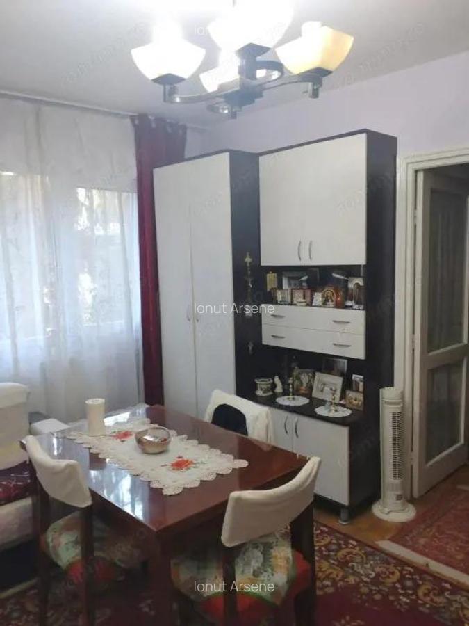 Apartament 3 camere, zona Centrala Parcul Cancicov, etaj 1 din 4, spatios - 1