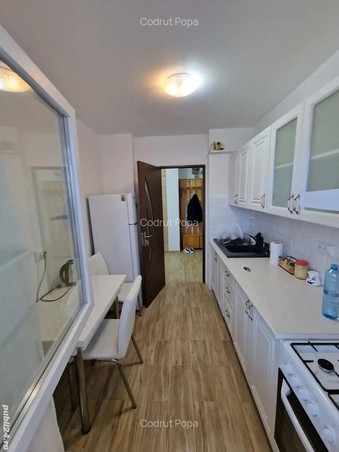 Vand apartament doua camere decomandat - 6