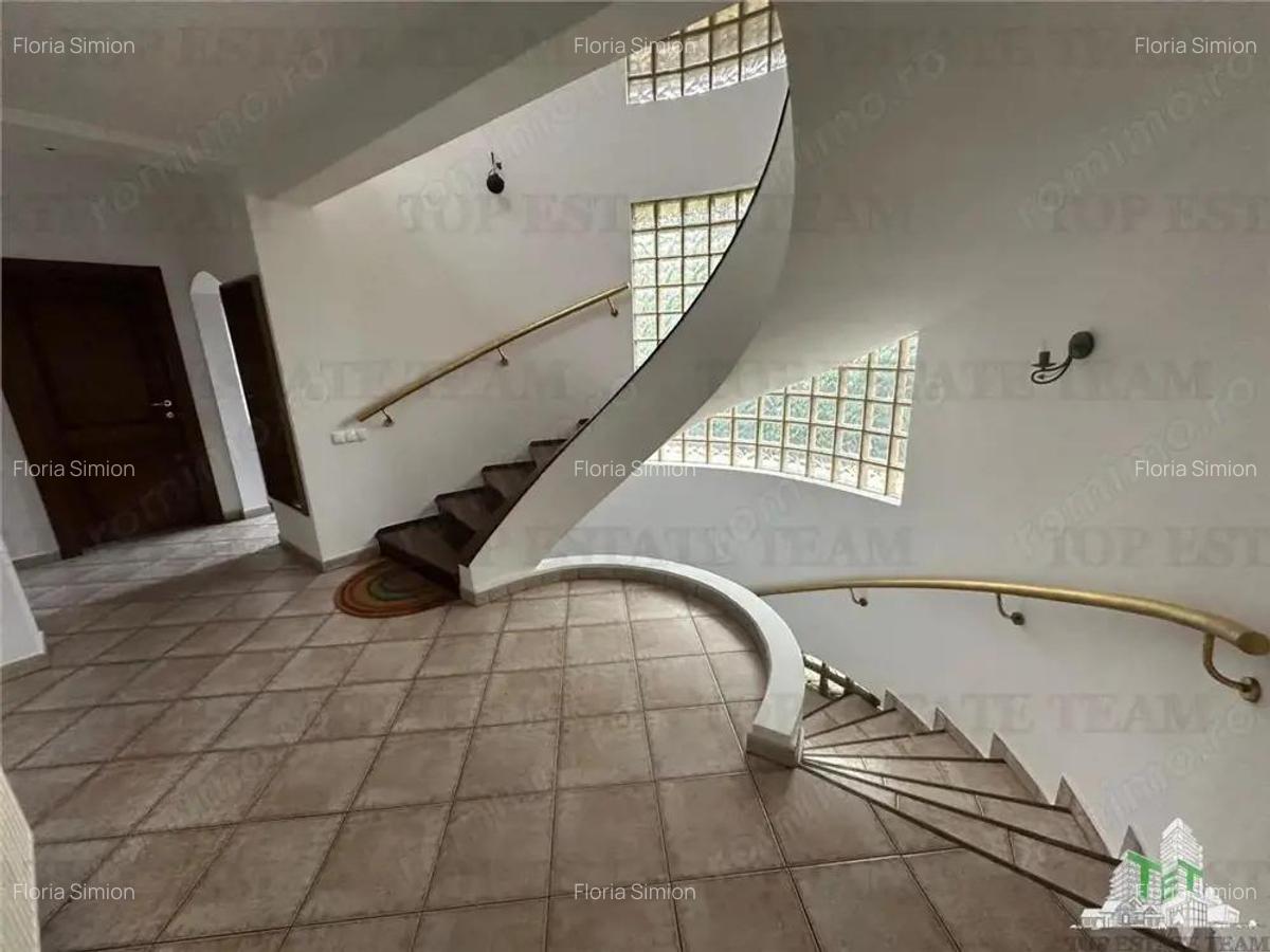 Casa spatiu birou de inchiriat in zona Damaroaia - 19