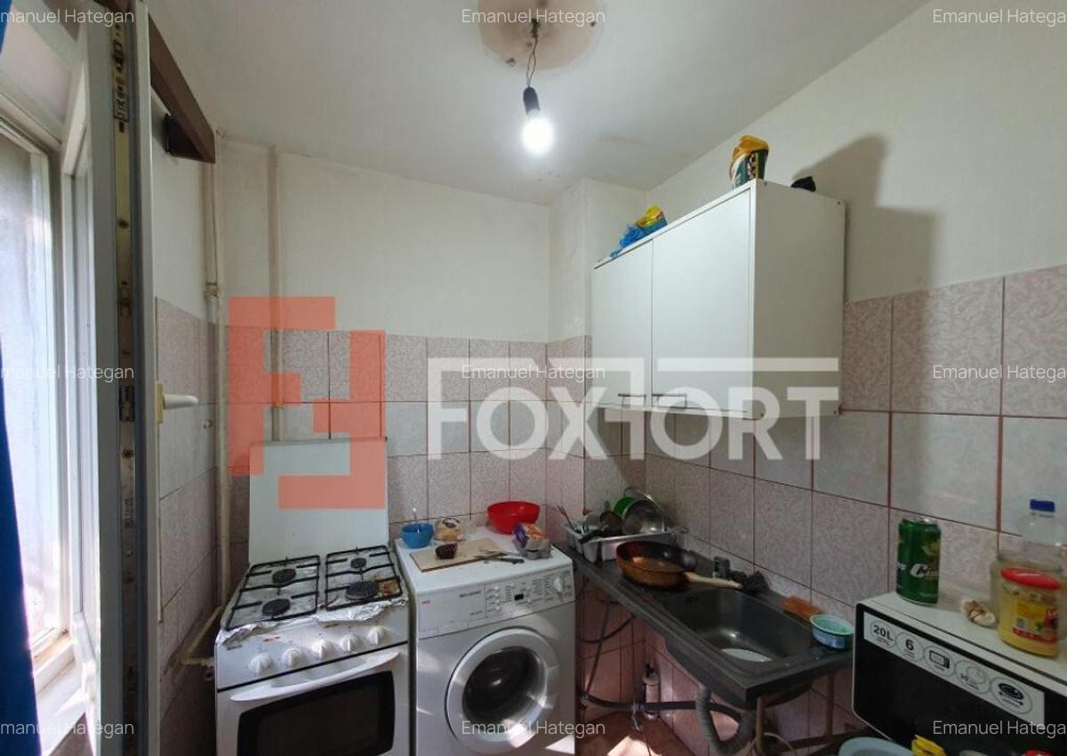 Apartament cu 3 camere, etaj 3 - zona Sagului - 6