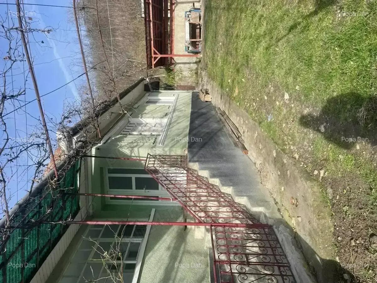 Vand casa in Ciugudul de Sus . Pentru mai multe detalii , va rog sa ma contacta?i in privat - 2