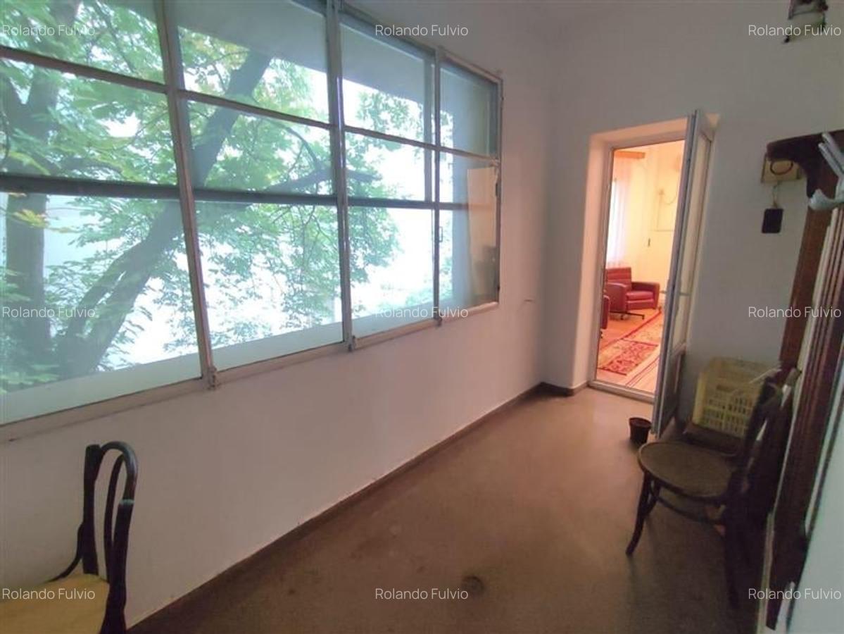 Vanzare apartament 3 camere in bloc mic, Polona - 11