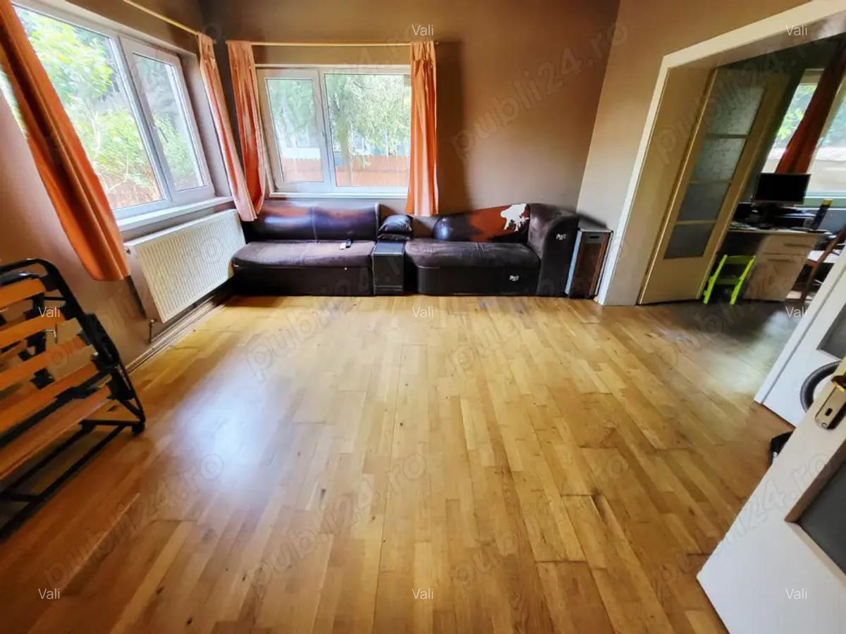 *PROPRIETAR*Casa 3 camere*Bucatarie+Baie+Beci*Sud*Democratiei*Piata Anton* - 2