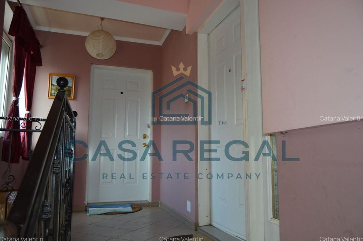 Apartament cu 3 camere decomandat în Nufărul - 7