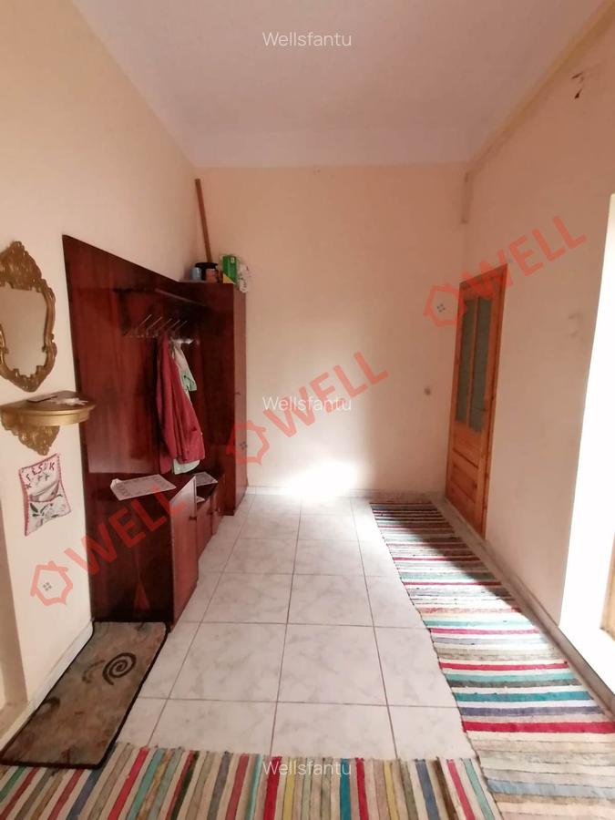 De vânzare casă familială în Târgu Secuiesc, pe strada Márton Áron! - 8 De vânzare casă familială în Târgu Secuiesc, pe strada Márton Áron! - 8