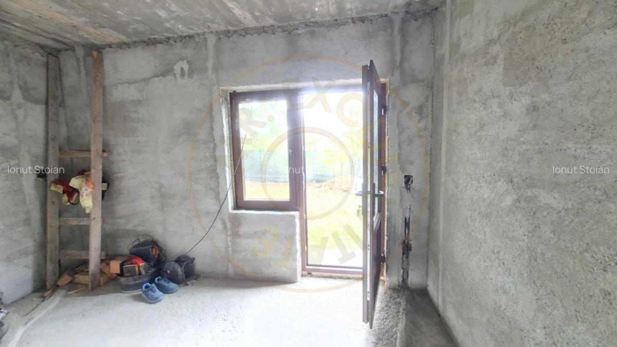 Casa Suseni-Cersani constructie solida, teren 578 mp, zona superba - 7