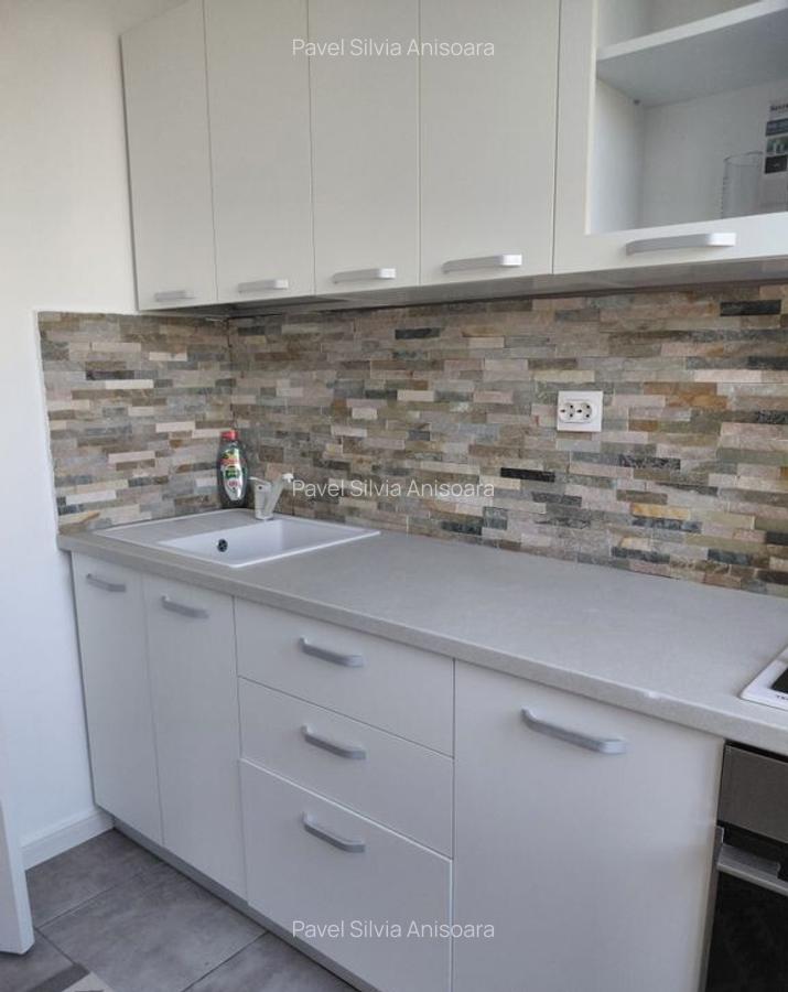 Apartament 2 cam, Tig 1, et 4,mobilat si utilat complet - 12