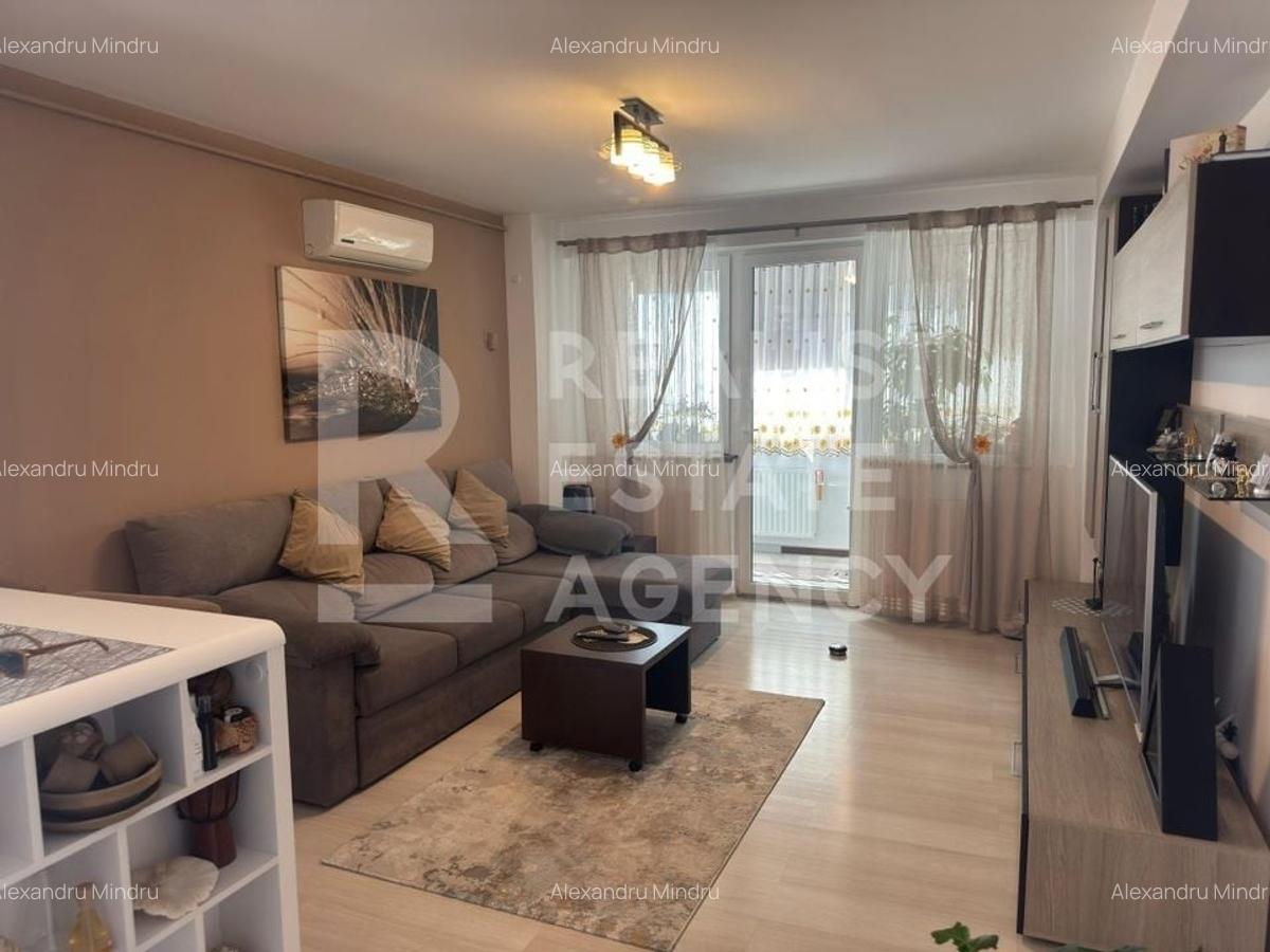 Vânzare, apartament cu 3 camere în zona Militari Residence - 3