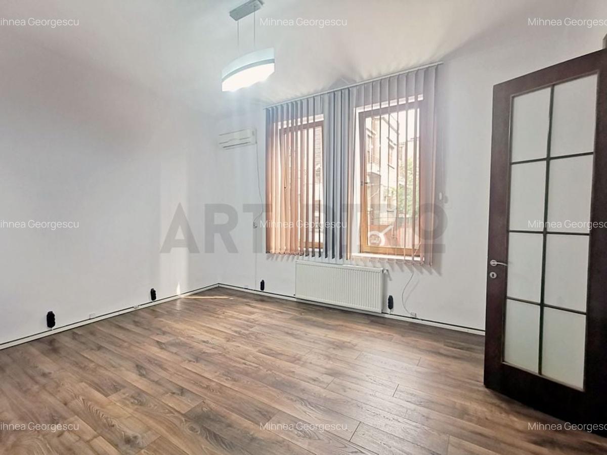 Zero comision, vila renovata 120mp Unirii birou sau clinica, 9' metrou - 2