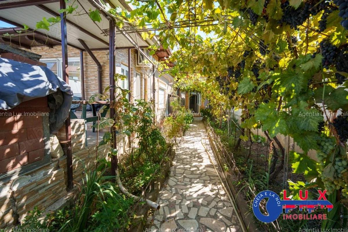 ID 6719 DE VANZARE - Casa in Zona Pacii - 12